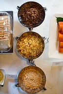 True Siam Rangnam Hotel