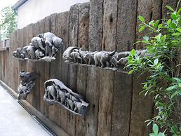 True Siam Rangnam Hotel