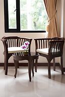 True Siam Rangnam Hotel