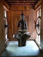 True Siam Rangnam Hotel