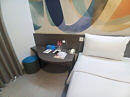 Hotel 88 Kedoya Jakarta