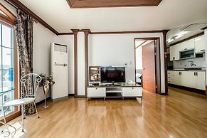 Jungmun JejuHue Pension