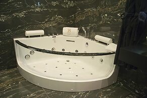 Hugo's Boutique Hotel - Adults Only