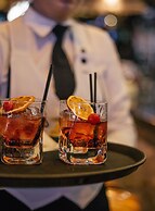 Hugo's Boutique Hotel - Adults Only