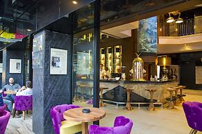 Hugo's Boutique Hotel - Adults Only