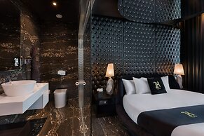 Hugo's Boutique Hotel - Adults Only