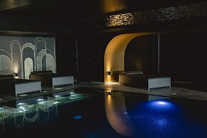 Hugo's Boutique Hotel - Adults Only