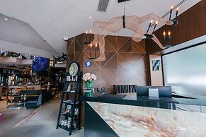 Hugo's Boutique Hotel - Adults Only