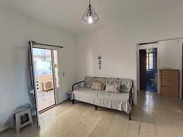 Albatross Studios & Apartments