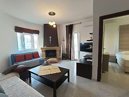 Albatross Studios & Apartments