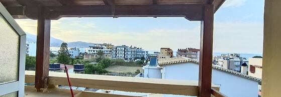 Albatross Studios & Apartments