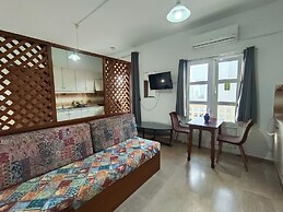 Albatross Studios & Apartments