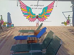 Albatross Studios & Apartments