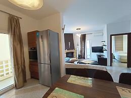 Albatross Studios & Apartments