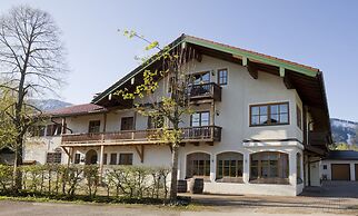 Hotel zum Hirschhaus