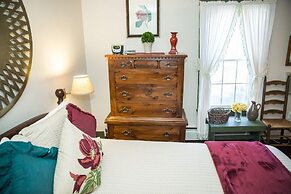 Rosewood Country Inn