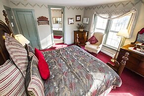 Rosewood Country Inn