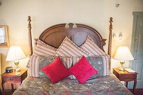 Rosewood Country Inn