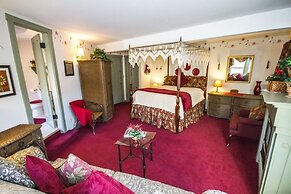 Rosewood Country Inn