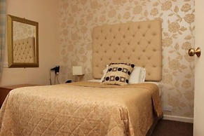 Old Kings Arms Hotel