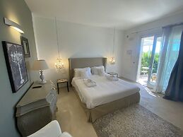 Scilla Maris Charming Suites-Restaurant