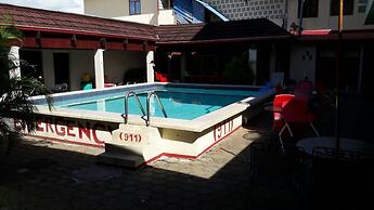 Hotel Bar Emergency 911