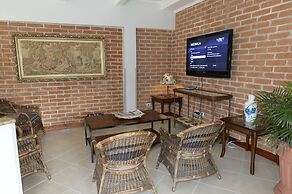 Hotel Colonial Plaza