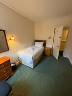 Lochalsh Hotel