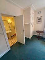 Lochalsh Hotel