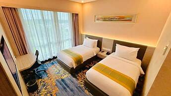 V8 Hotel