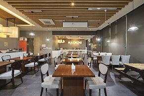 Jeju Central City Hotel