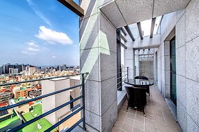 Jeju Central City Hotel