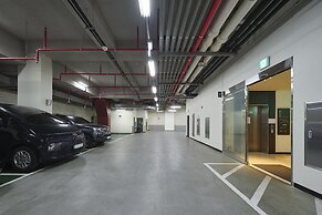 Jeju Central City Hotel