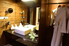 The IBNII Spa Resort