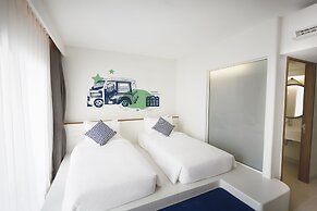 Lub d Phuket Patong - Hostel