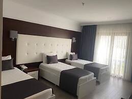 Paradise Island Hotel