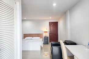 Freesia Guesthouse Suvarnabhumi