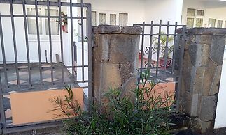 Chetty Tourist Residence