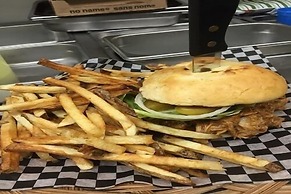 Inn at the Hilton Beach by Elevate Rooms