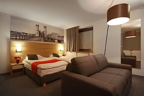 Hotel Link