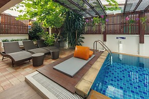 Rendezvous Classic House