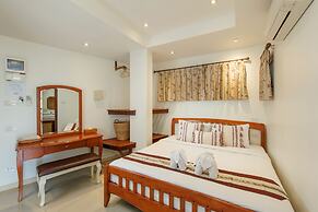 Rendezvous Classic House