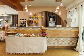 Rendezvous Classic House