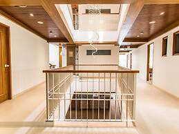 Rendezvous Classic House