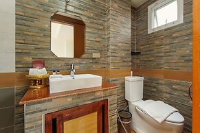 Rendezvous Classic House