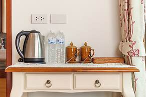 Rendezvous Classic House