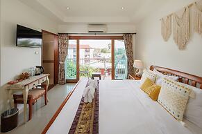 Rendezvous Classic House