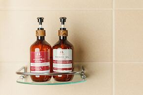 Rendezvous Classic House