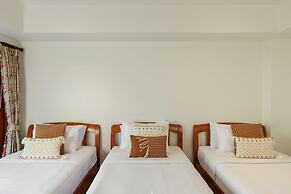 Rendezvous Classic House