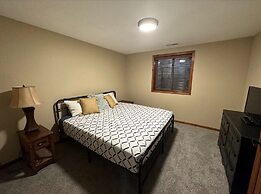 Quarterdeck Resort & Restaurant